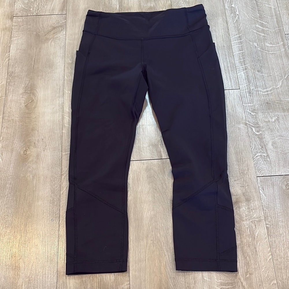 Lululemon Crops Size 6 Like New Pockets Black 21” inseam